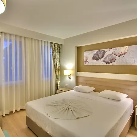 Novella Apartmanhotel *